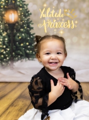 Emelia-Xmas-2023-30