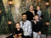 Emelia-Xmas-2023-92